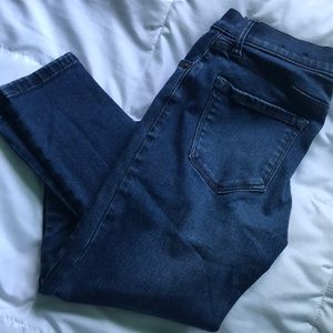 LIKE NEW!! Banana Republic Skinny Jeans